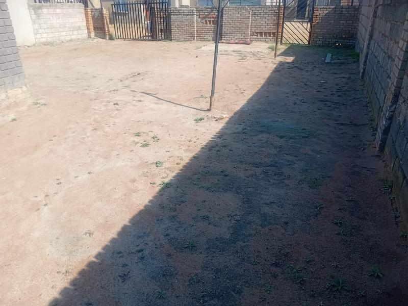 2 Bedroom Property for Sale in Geluksdal Gauteng
