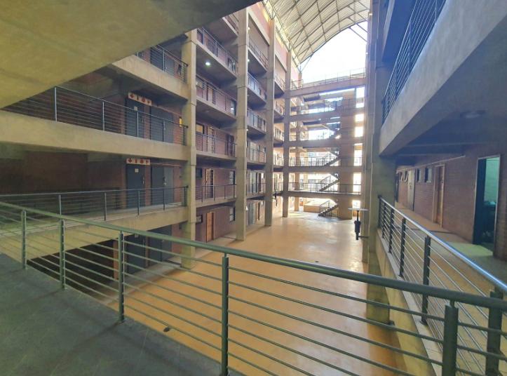 To Let 2 Bedroom Property for Rent in Milpark Gauteng