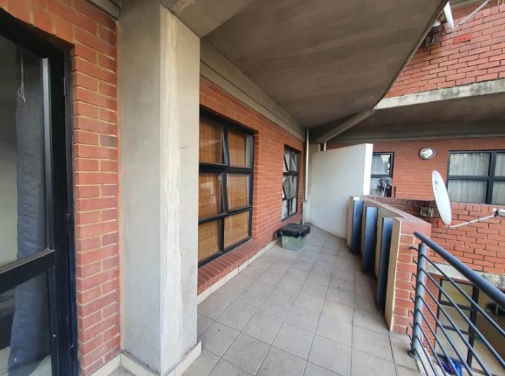 To Let 2 Bedroom Property for Rent in Milpark Gauteng