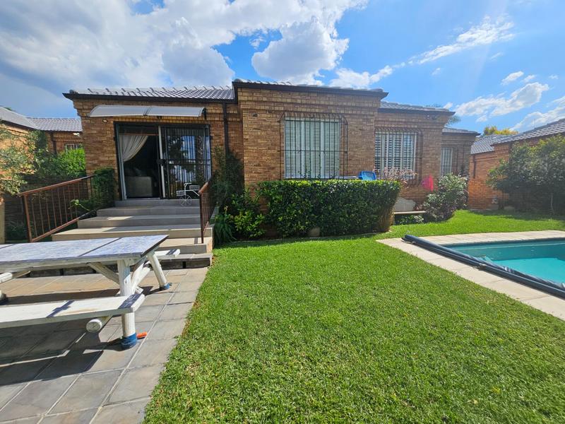 3 Bedroom Property for Sale in Amorosa Gauteng