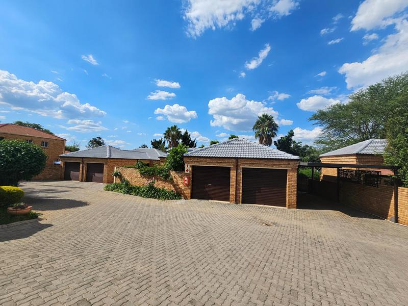 3 Bedroom Property for Sale in Amorosa Gauteng