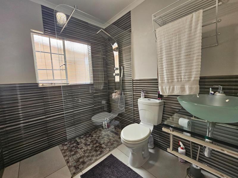 3 Bedroom Property for Sale in Amorosa Gauteng
