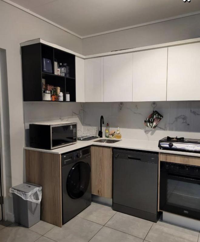 To Let 1 Bedroom Property for Rent in Waterfall Gauteng