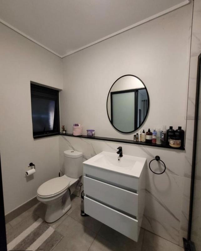 To Let 1 Bedroom Property for Rent in Waterfall Gauteng