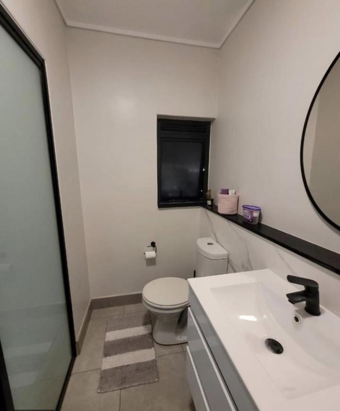 To Let 1 Bedroom Property for Rent in Waterfall Gauteng