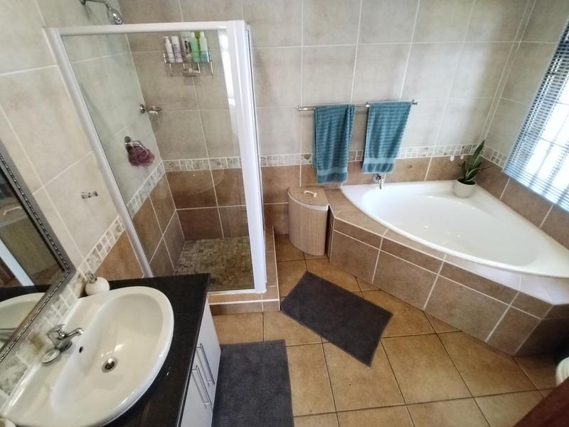 3 Bedroom Property for Sale in Montana Gauteng