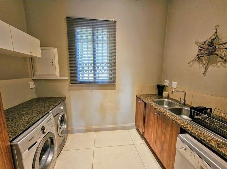 To Let 3 Bedroom Property for Rent in Waterkloof A H Gauteng