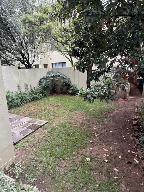 To Let 2 Bedroom Property for Rent in Bryanston Gauteng
