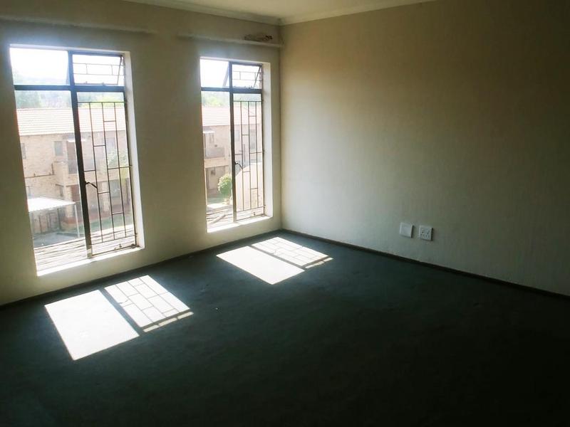To Let 2 Bedroom Property for Rent in Honeydew Gauteng