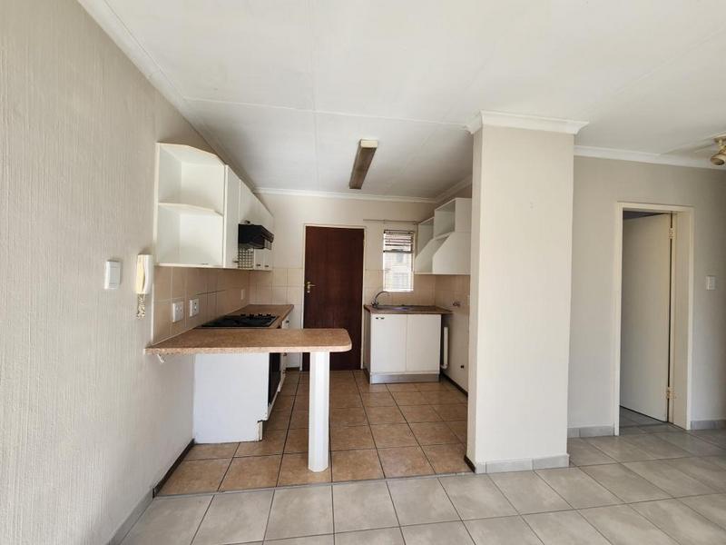 2 Bedroom Property for Sale in Honeydew Gauteng