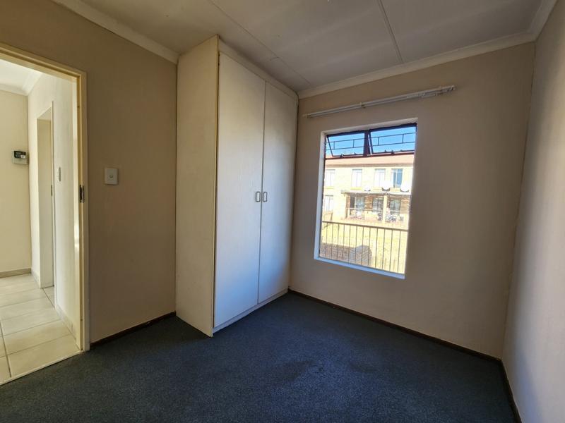 2 Bedroom Property for Sale in Honeydew Gauteng