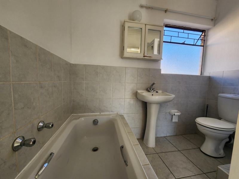 2 Bedroom Property for Sale in Honeydew Gauteng