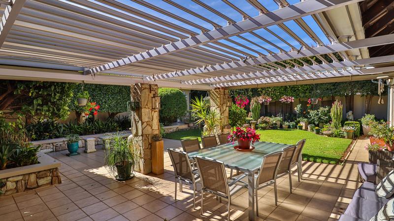 4 Bedroom Property for Sale in Midfield Estate Gauteng