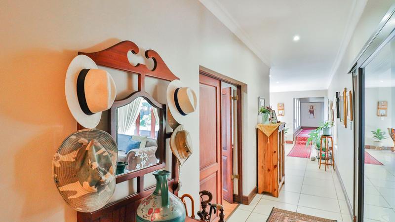 4 Bedroom Property for Sale in Midfield Estate Gauteng