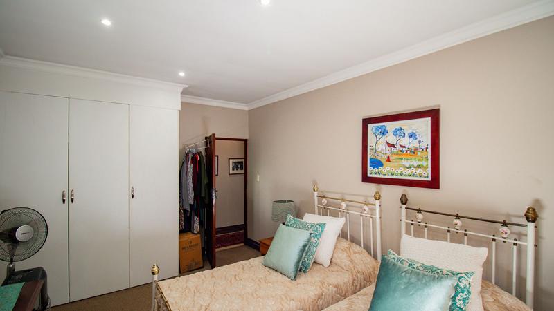 4 Bedroom Property for Sale in Midfield Estate Gauteng