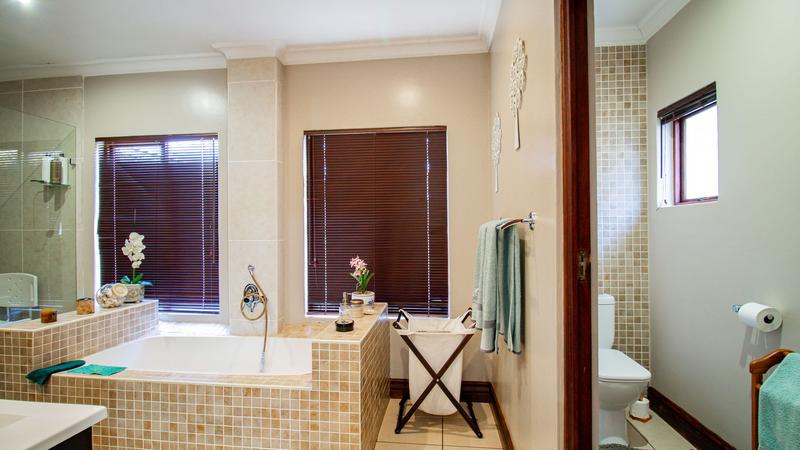 4 Bedroom Property for Sale in Midfield Estate Gauteng