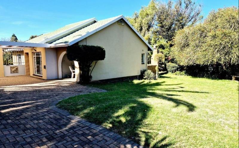 3 Bedroom Property for Sale in Brackendowns Gauteng