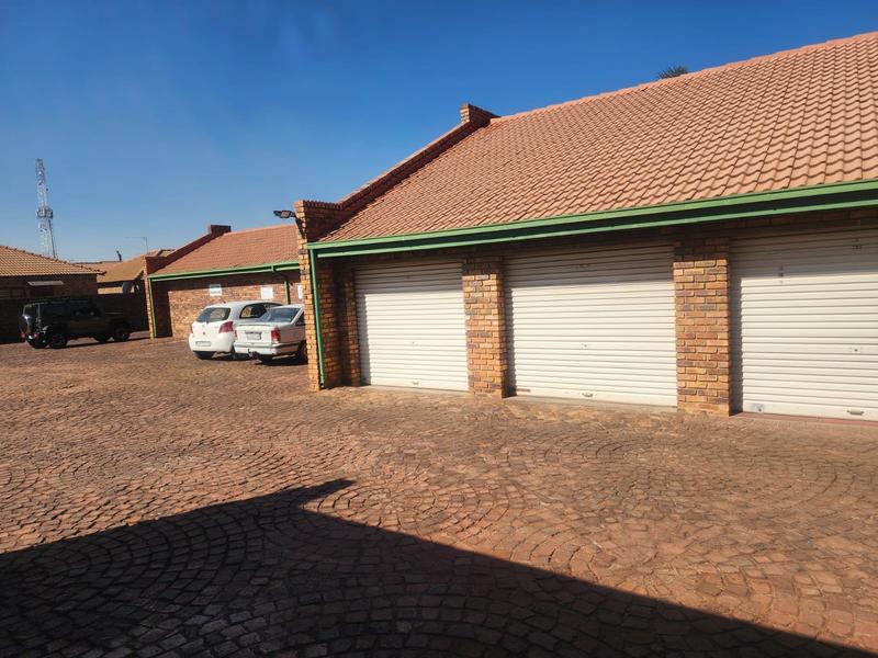 2 Bedroom Property for Sale in Mayberry Park Gauteng
