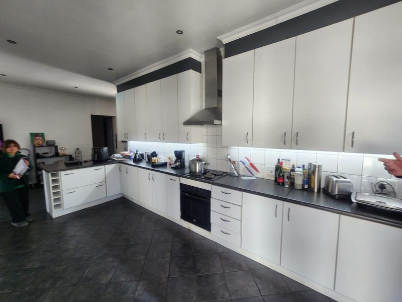 4 Bedroom Property for Sale in Lambton Gauteng