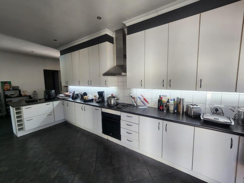 4 Bedroom Property for Sale in Lambton Gauteng
