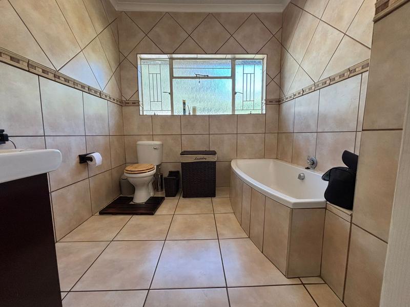 3 Bedroom Property for Sale in Northcliff Gauteng