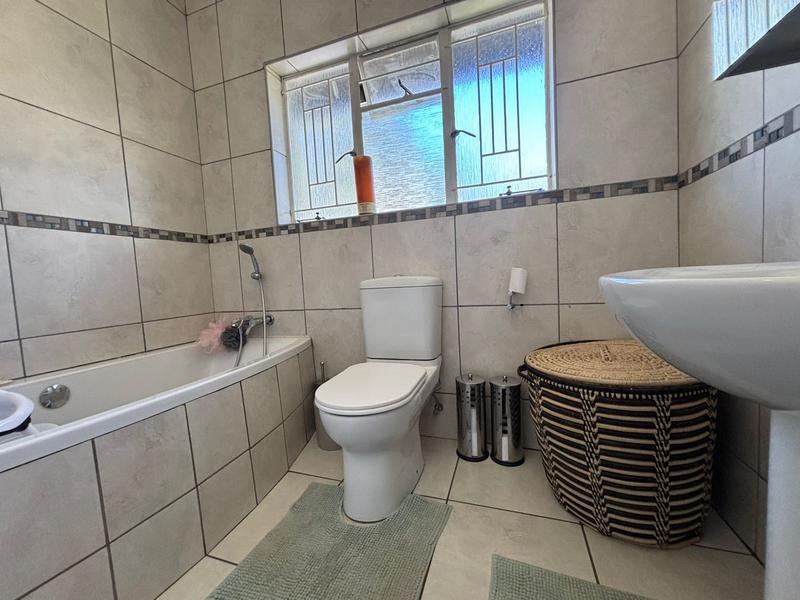 3 Bedroom Property for Sale in Northcliff Gauteng