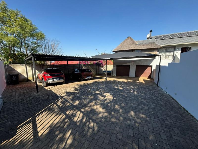 3 Bedroom Property for Sale in Northcliff Gauteng