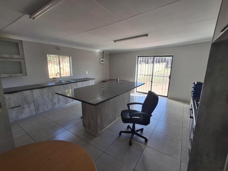 To Let commercial Property for Rent in Pomona Gauteng