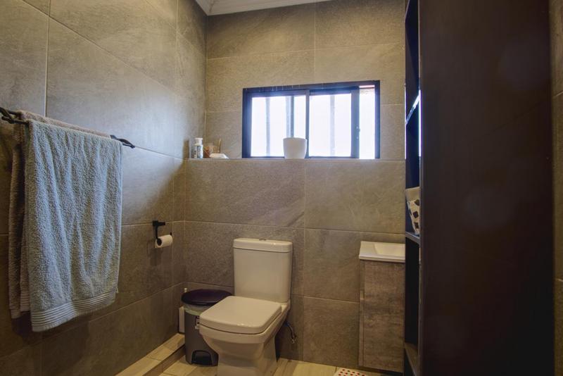 To Let 3 Bedroom Property for Rent in Victory Park Gauteng