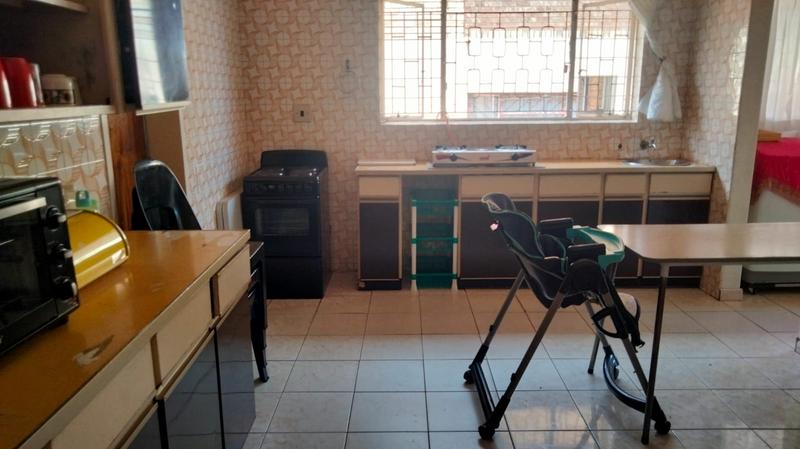 4 Bedroom Property for Sale in Laudium Gauteng