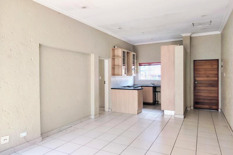 To Let 1 Bedroom Property for Rent in Bedfordview Gauteng
