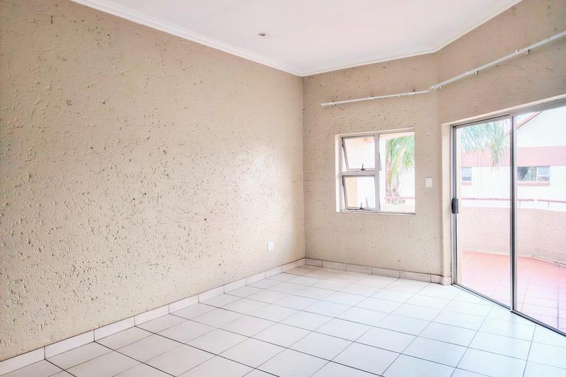 To Let 1 Bedroom Property for Rent in Bedfordview Gauteng