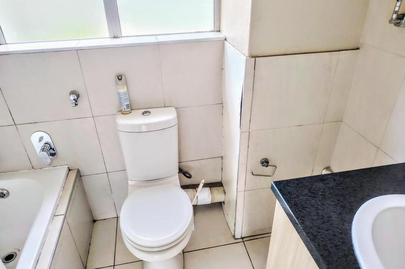To Let 1 Bedroom Property for Rent in Bedfordview Gauteng