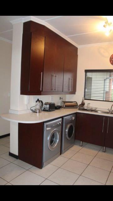 To Let 3 Bedroom Property for Rent in Solheim Gauteng