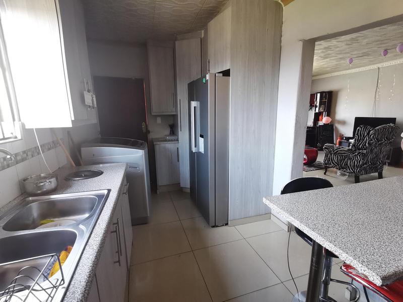 To Let 4 Bedroom Property for Rent in Vosloorus Ext 25 Gauteng