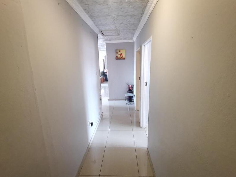 To Let 4 Bedroom Property for Rent in Vosloorus Ext 25 Gauteng