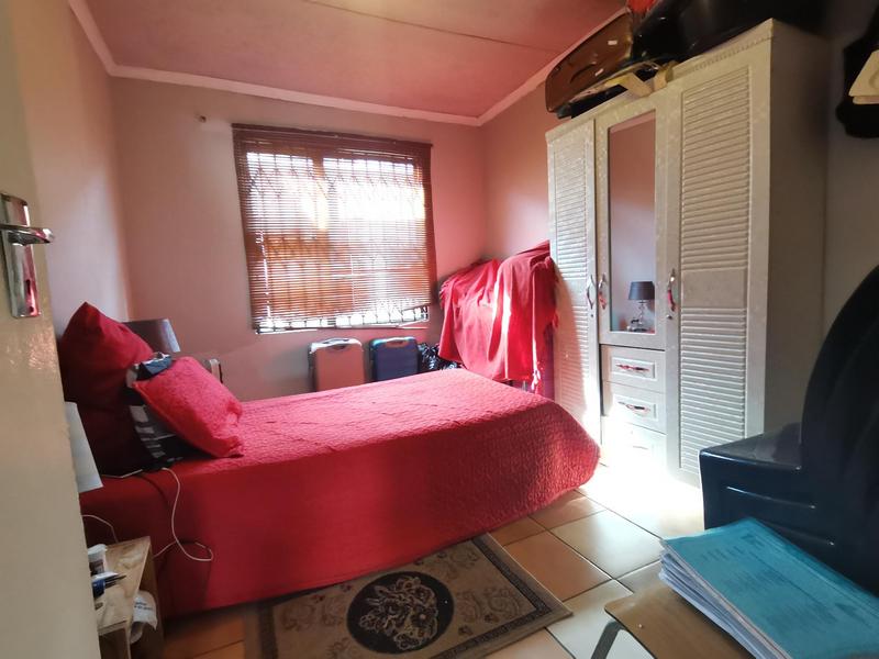 To Let 4 Bedroom Property for Rent in Vosloorus Ext 25 Gauteng