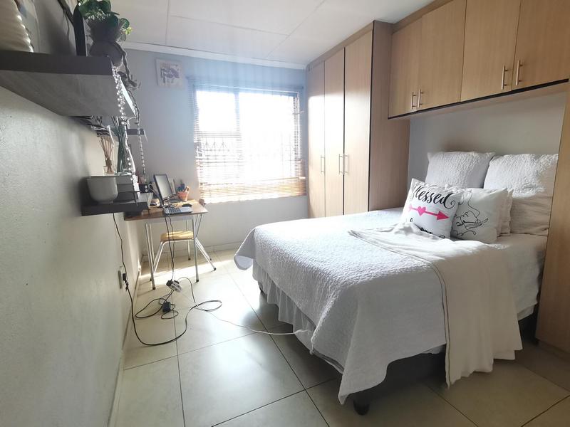 To Let 4 Bedroom Property for Rent in Vosloorus Ext 25 Gauteng
