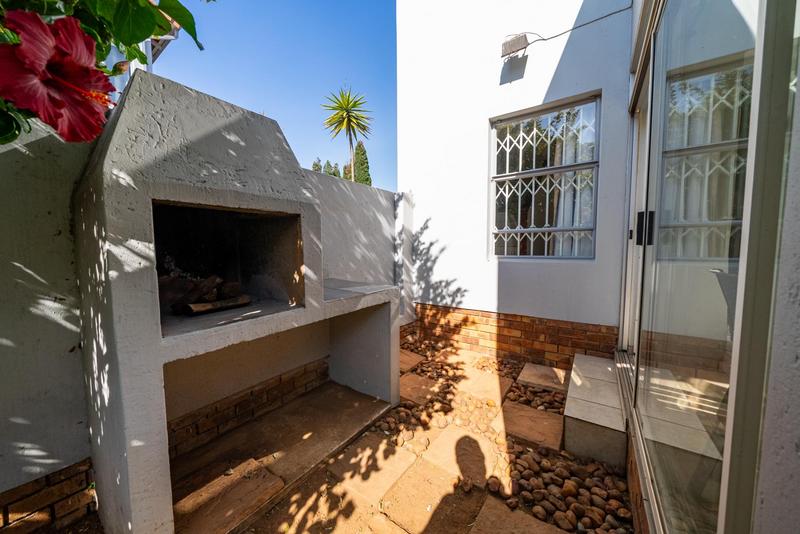 3 Bedroom Property for Sale in Bedfordview Gauteng