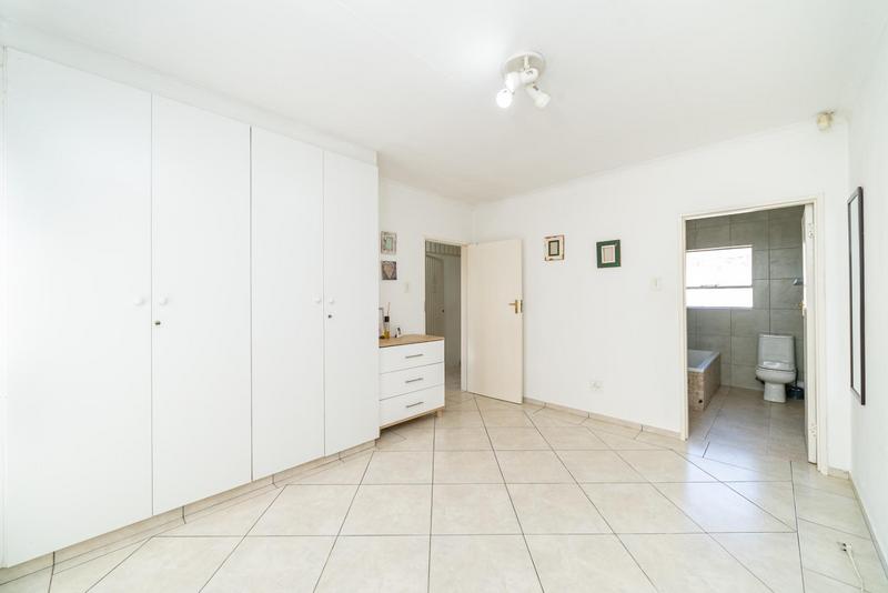 3 Bedroom Property for Sale in Bedfordview Gauteng