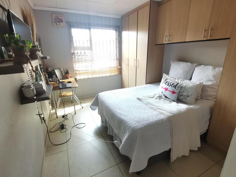 4 Bedroom Property for Sale in Vosloorus Ext 25 Gauteng