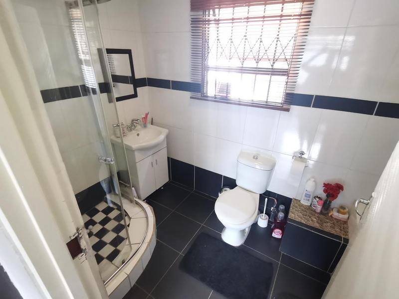 4 Bedroom Property for Sale in Vosloorus Ext 25 Gauteng