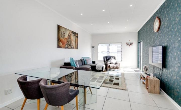 2 Bedroom Property for Sale in Modderfontein Gauteng