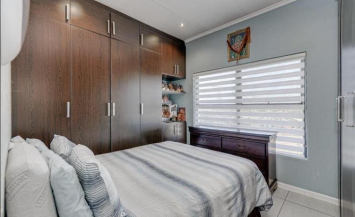 2 Bedroom Property for Sale in Modderfontein Gauteng