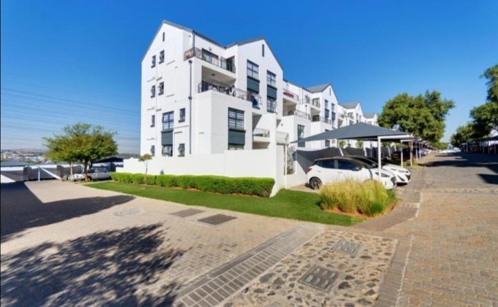 2 Bedroom Property for Sale in Modderfontein Gauteng