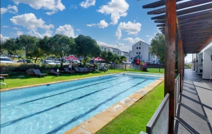 2 Bedroom Property for Sale in Modderfontein Gauteng
