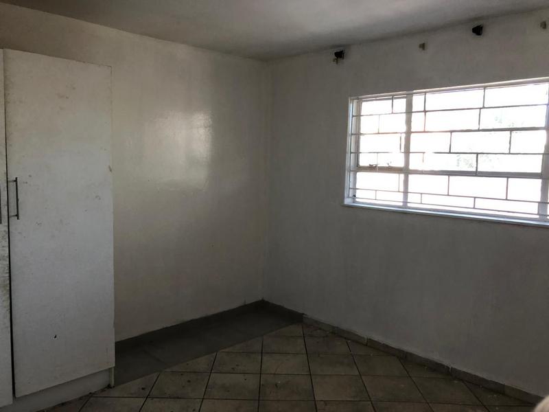 To Let 2 Bedroom Property for Rent in Laudium Gauteng