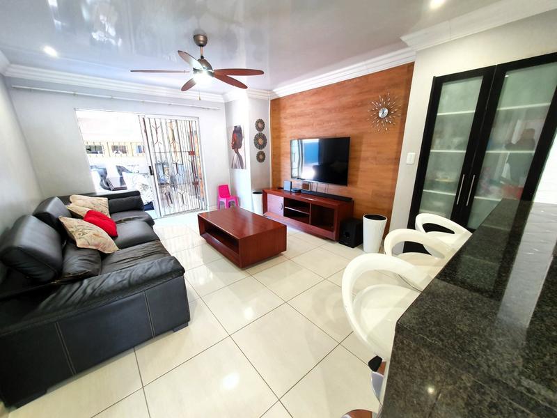 4 Bedroom Property for Sale in Dorandia Gauteng