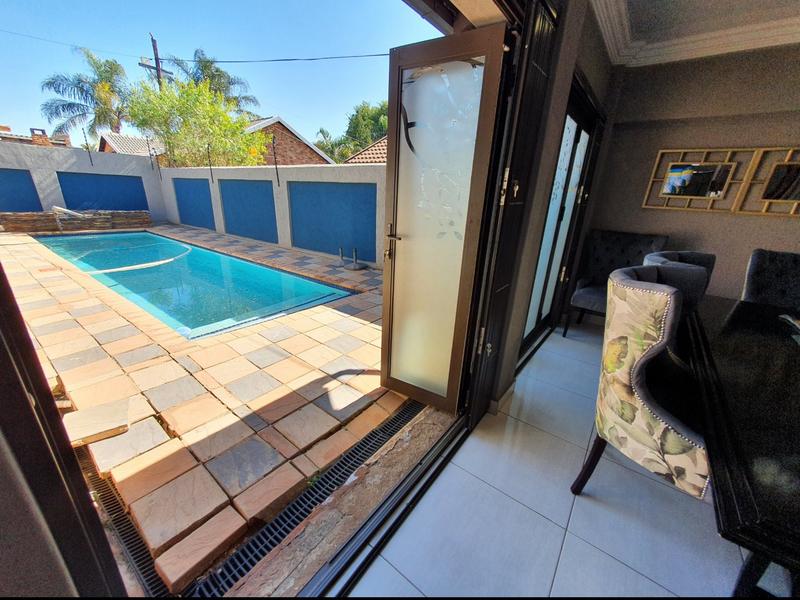4 Bedroom Property for Sale in Dorandia Gauteng