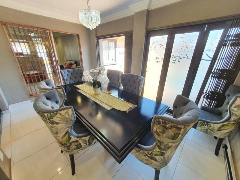 4 Bedroom Property for Sale in Dorandia Gauteng